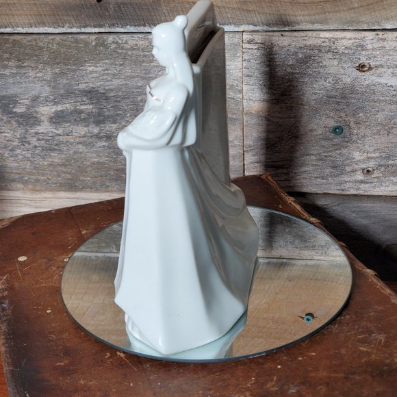 MIKASA Wedding Bells, Ivory White Porcelain Picture Frame Gold Trim - Picture 5 of 7